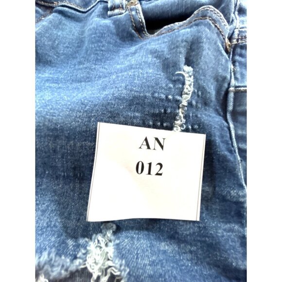 Wax Womens Jeans Butt, I Love You  Drstroyed Med Wash Skinny Roll Hem Size 9 - Picture 7 of 7